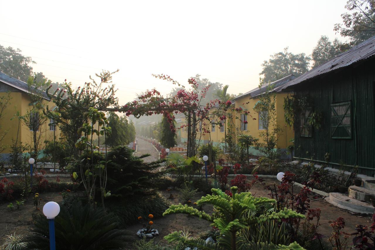 The Mystic Forest - A Tea Garden Resort At Dooars Madari Hat Exterior photo